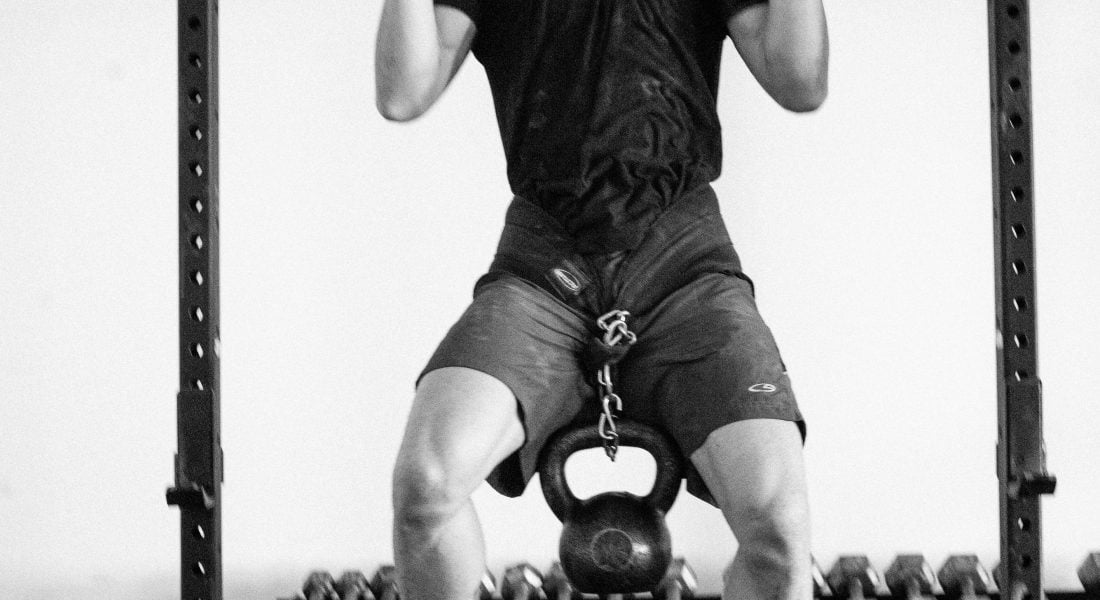 Charlie Manganiello Weighted Pull-Up b&w, Photo by Mei Ratz